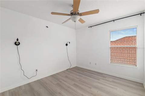 410 Las Fuentes Drive, Kissimmee FL - photo 9 of 15