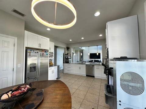 2321 Hinsdale Drive, Kissimmee FL - photo 8 of 43