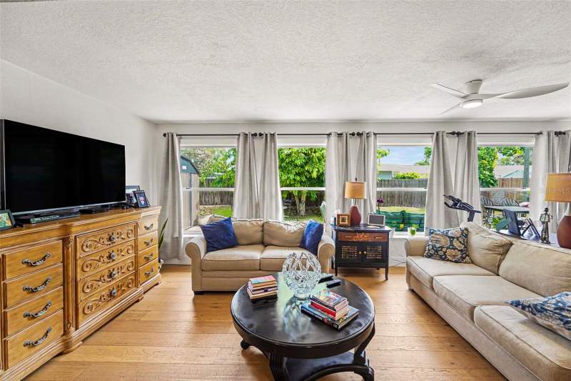 3 bedroom Single Family Residence at 6825 11th Avenue, Eagle Manor, St Petersburg — photo 5