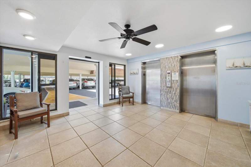 2 bedroom Condominium at 5108 Brittany Drive #607, Bayway Isles Point Brittany Two, St Petersburg — photo 3