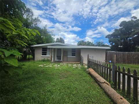 916 E 123Rd Avenue, home for sale in Tampa 33612