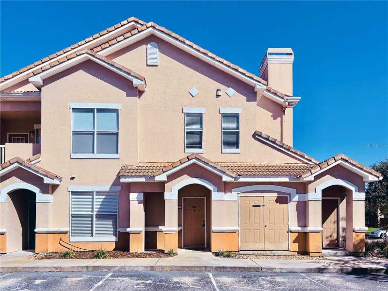 2 bedroom Condominium at 18013 Villa Creek Drive, The Villas Condo, Tampa — photo 1