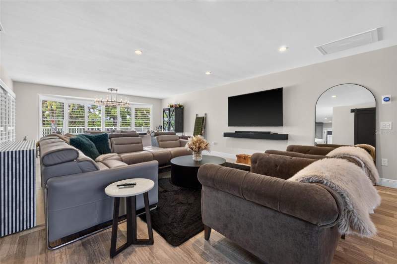 3 bedroom Single Family Residence at 616 Pineland Avenue, Belleair Estates 1st Add, Belleair — photo 4