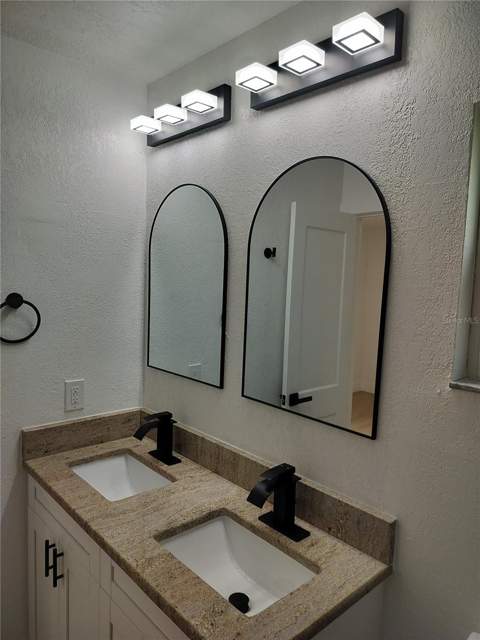 2661 Warmsprings Way, Palm Harbor FL - photo 16 of 23