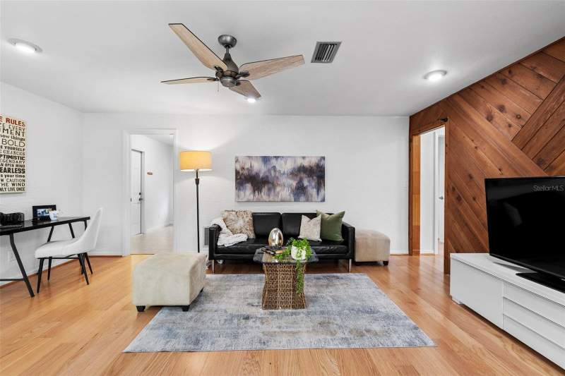 4 bedroom Single Family Residence at 511 Riviera Bay Drive, Riviera Bay, St Petersburg — photo 5