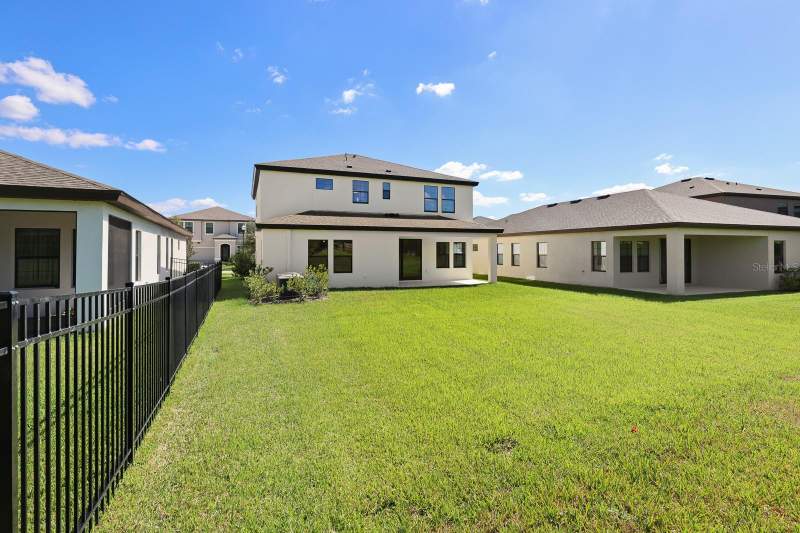 4 bedroom Single Family Residence at 12633 Shetland Walk Drive, B & D Hawkstone Ph 2, Lithia — photo 5