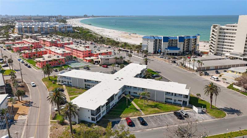 1 bedroom Condominium at 7050 Sunset Way #22, Sunset Plaza Apts Condo, St Pete Beach — photo 3