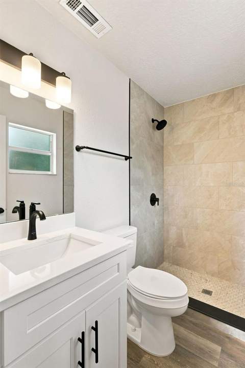 6204 Ashland Avenue, Leesburg FL - photo 8 of 30