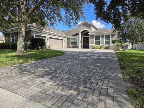 2210 Parkside Meadow Drive, gated community for sale in Apopka