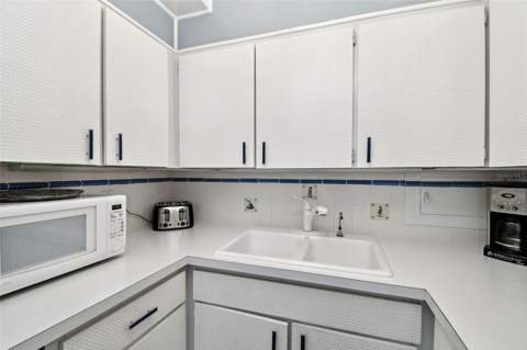 31 Island Way #505, Clearwater Beach FL - photo 6 of 6