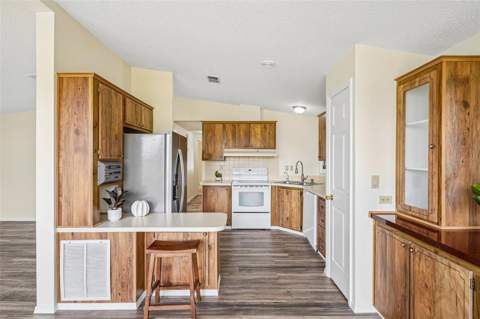 1616 W Schwartz Boulevard, The Villages FL - photo 14 of 44