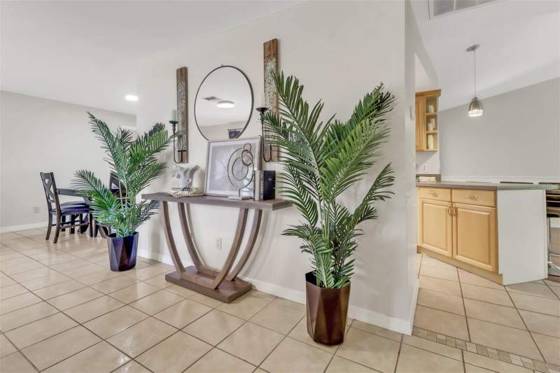 3 bedroom Single Family Residence at 4800 SW 12th Place, Cape Coral, Cape Coral — photo 3