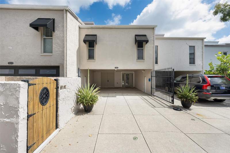 2 bedroom Townhouse at 716 S Brevard Avenue, Morrison Grove Sub, Tampa — photo 4