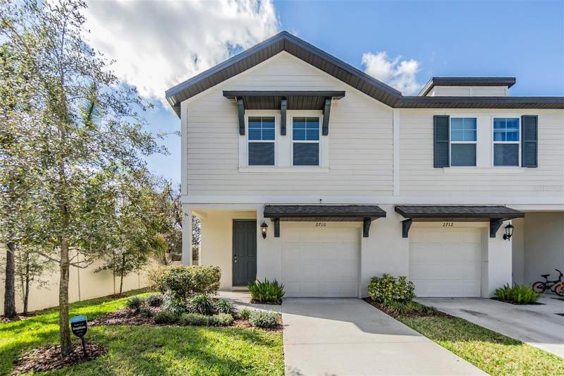 Preston Oaks Townhomes