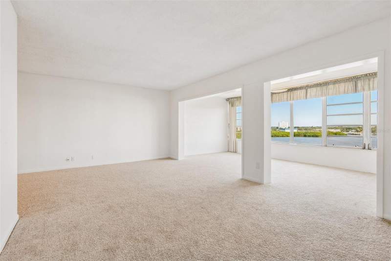 1 bedroom Condominium at 1847 Shore Crest Drive #710, Shoreacres Center, South Pasadena — photo 4