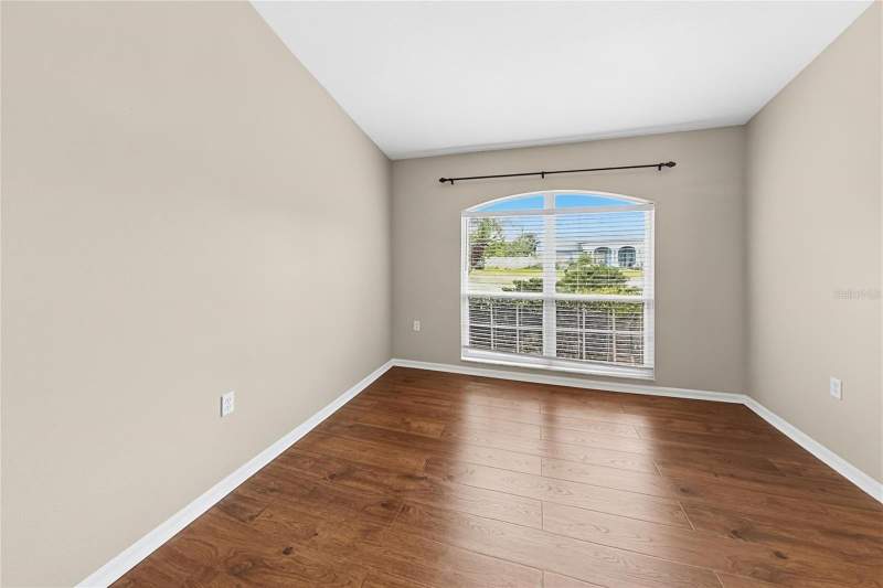 5 bedroom Single Family Residence at 12807 Raysbrook Drive, Boyette Spgs Sec B Unit, Riverview — photo 3