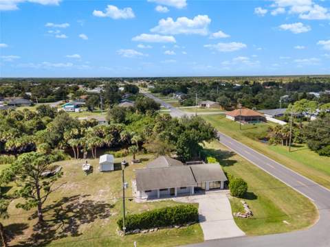 11639 Claremont Drive, Port Charlotte FL - photo 22 of 40