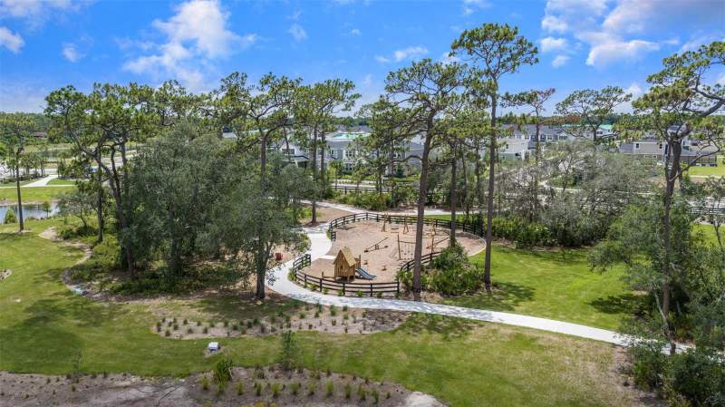 3 bedroom Single Family Residence at 5252 Edenmore Street, The Waters At Center Lake Ranch, St Cloud — photo 4