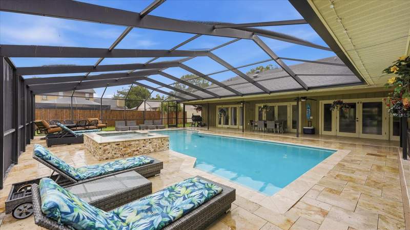 5 bedroom Single Family Residence at 15127 Pennington Road, Tampa, Tampa — photo 4