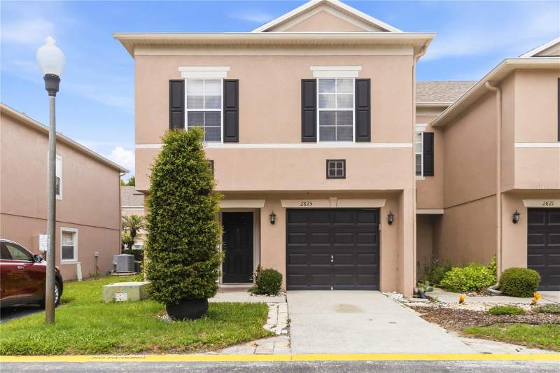 2825 CLIFFE COURT home for sale in Ashford Park Townhomes