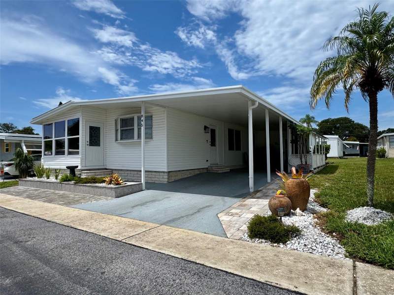 2 bedroom Manufactured Home at 845 Cane Palm Street, Palm Hill Mobile Home Park Unrec, Largo — photo 2
