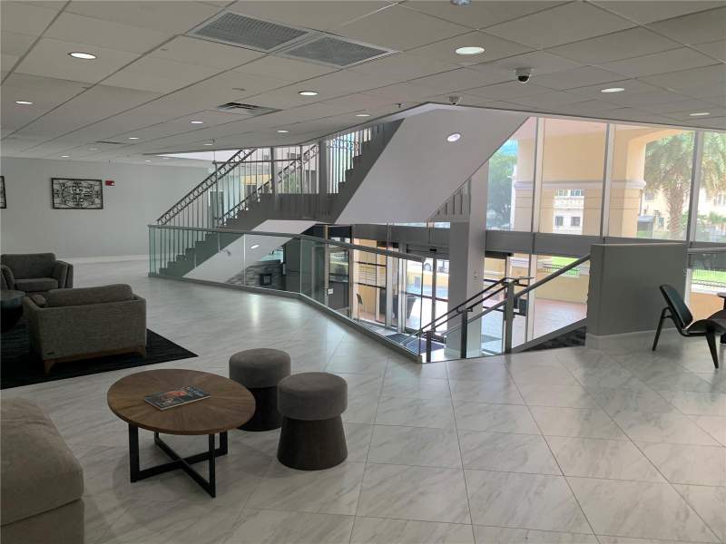 2 bedroom Condominium at 151 E Washington Street #209, Metropolitan/Lk Eola, Orlando — photo 4