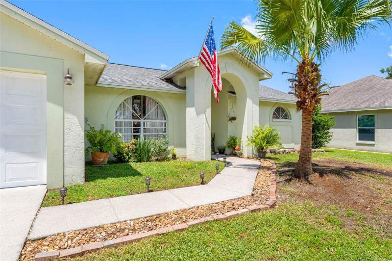 3 bedroom Single Family Residence at 1742 Staysail Drive, The Willows Unit 3, Valrico — photo 3