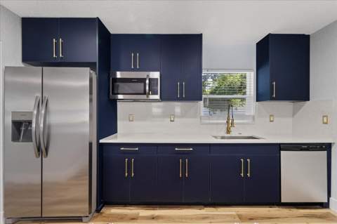 1621 N Washington Avenue, Clearwater FL - photo 7 of 39