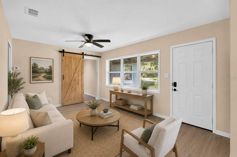 3 bedroom Single Family Residence at 116 S Glenwood Avenue, Highpoint, Orlando — photo 5