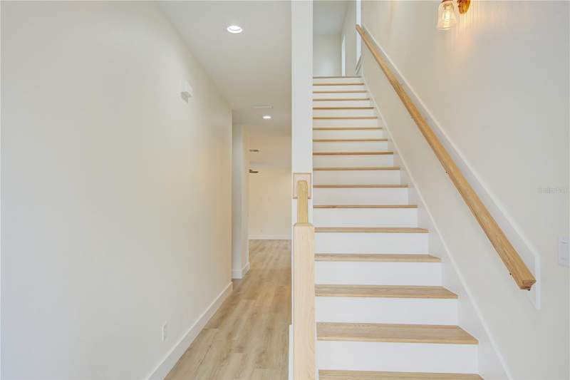 4 bedroom Single Family Residence at 1316 E 9th Avenue, Mount Dora Unser Sub, Mount Dora — photo 5