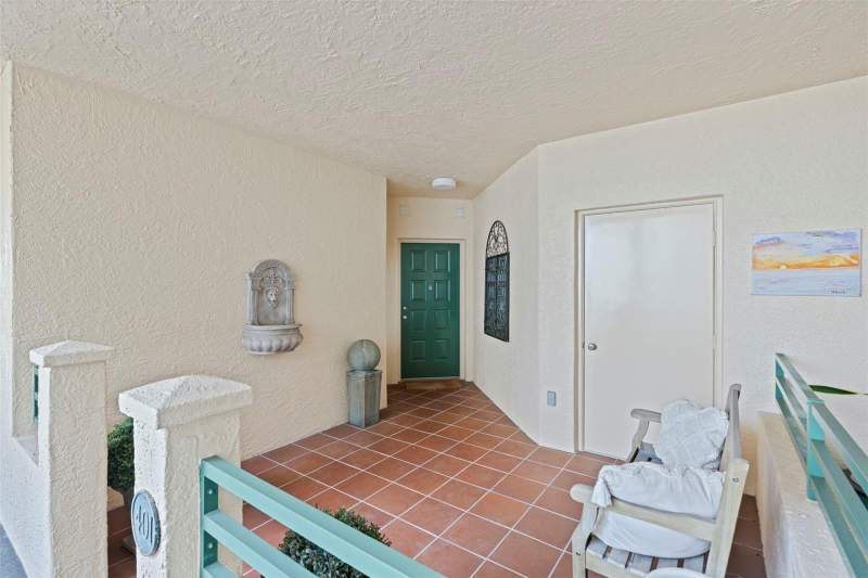 2 bedroom Condominium at 4737 DOLPHIN CAY LANE #401, DOLPHIN CAY BERMUDA, ST PETERSBURG — photo 3