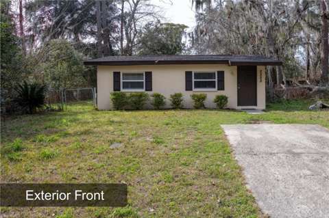 2220 SE 46Th Terrace, home for sale in Gainesville 32641