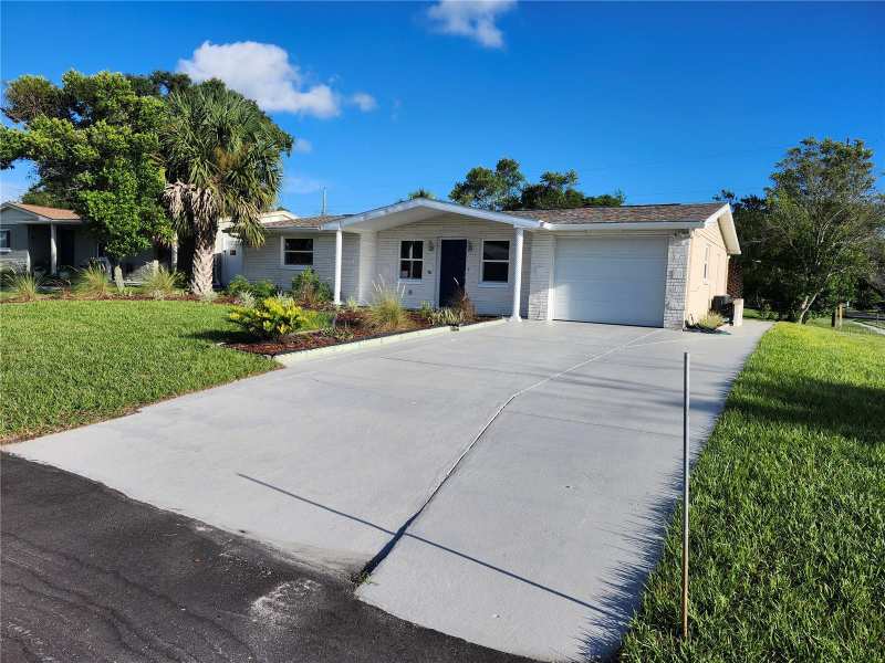 2 bedroom Single Family Residence at 6144 Sapphire Drive, Golden Heights, New Port Richey — photo 1