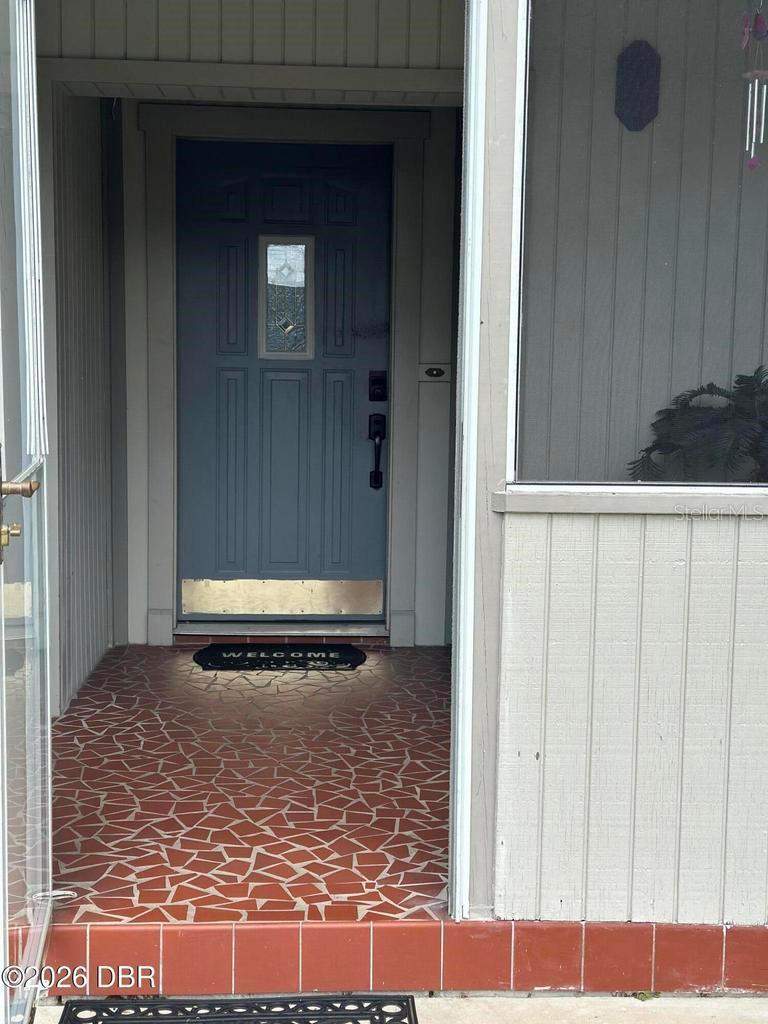 4 bedroom Single Family Residence at 31109 Deal Drive, Mount Plymouth, Mount Plymouth — photo 3