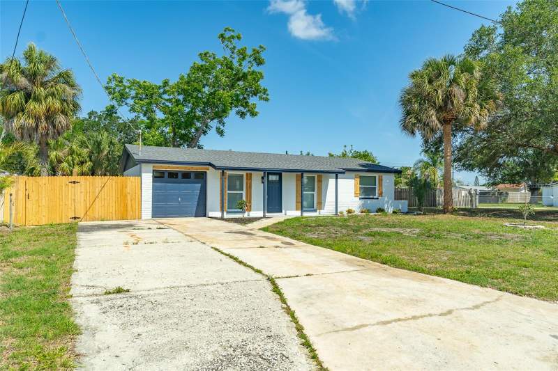 3 bedroom Single Family Residence at 6304 Florida Circle, Apollo Beach Unit One Pt One, Apollo Beach — photo 4