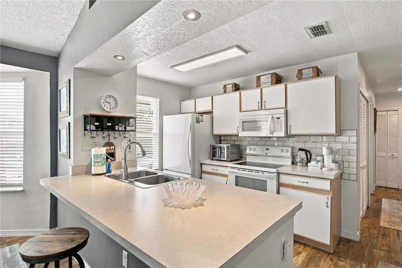 3 bedroom Condominium at 8722 Rain Forest Place #C, Villas At Island Club Ph 9, Kissimmee — photo 4