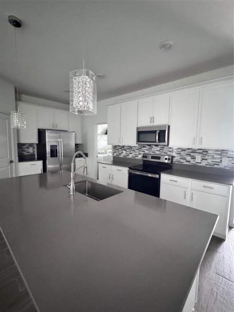 1563 Cross Prairie Parkway, Kissimmee FL - photo 11 of 54