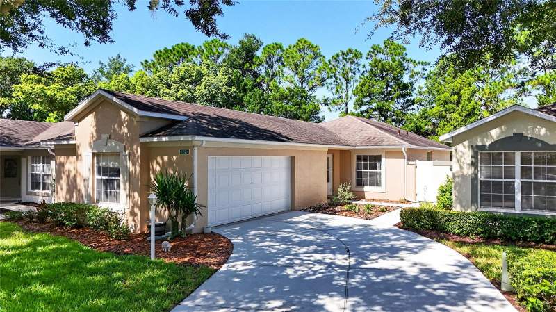 2 bedroom Single Family Residence at 4224 SNOWDON STREET, WHITEHALL/KINGS RDG PH I, CLERMONT — photo 1