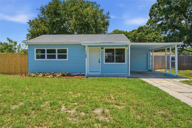 2 bedroom Single Family Residence at 7100 13th Street, Meadow Lawn 1st Add, St Petersburg — photo 1