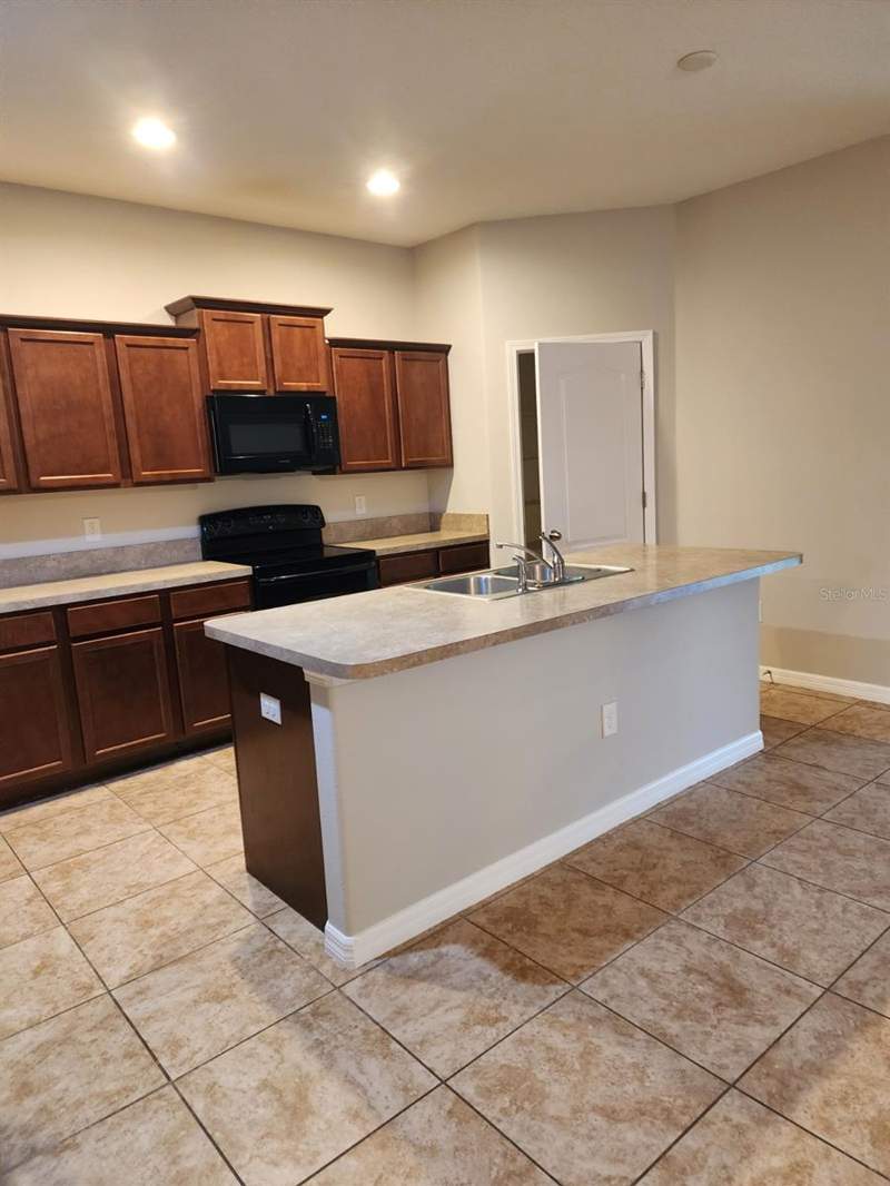 4 bedroom Single Family Residence at 2765 Carrickton Circle, Wyndham Lakes Estates, Orlando — photo 2