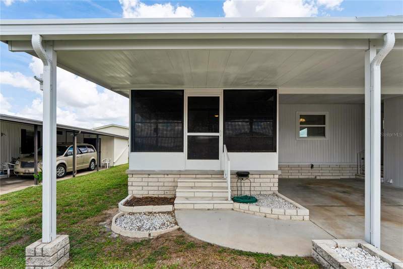 2 bedroom Manufactured Home at 37537 Pinata Avenue, Spanish Trails West Residential Cooperative, Zephyrhills — photo 4