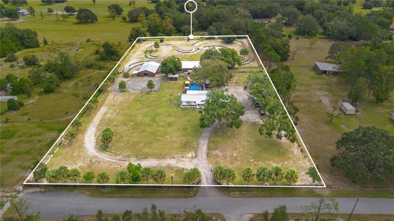 4 bedroom Farm at 32708 Gere Lane, Highlands Reserve Ph 1, Sorrento — photo 2