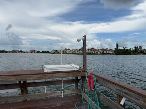 5200 Brittany Drive #609, St Petersburg FL - photo 13 of 15