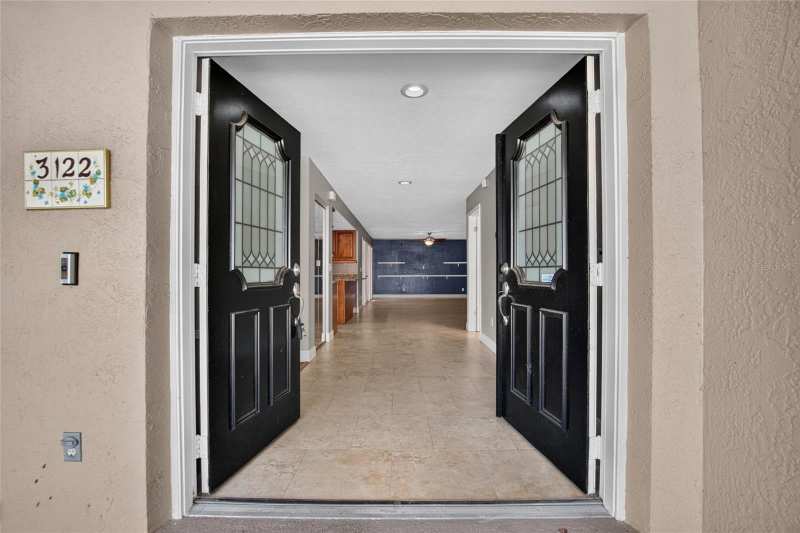 3 bedroom Single Family Residence at 3122 Reseda Court, Moran Groves, Tampa — photo 1