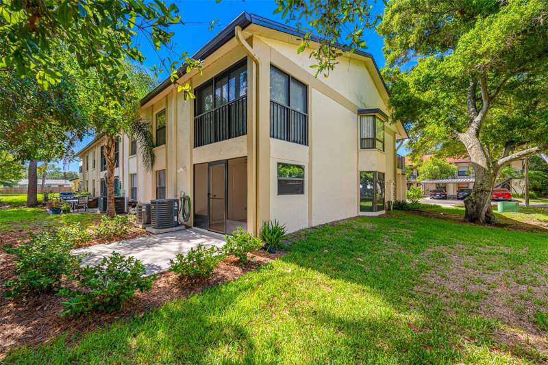 2 bedroom Condominium at 11511 113th Street #10A, Deerwood Gardens, Largo — photo 5
