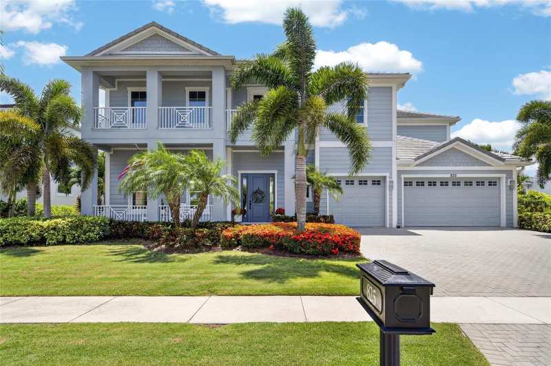 5 bedroom Single Family Residence at 825 Manns Harbor Drive, Mirabay Ph 3C-3, Apollo Beach — photo 1