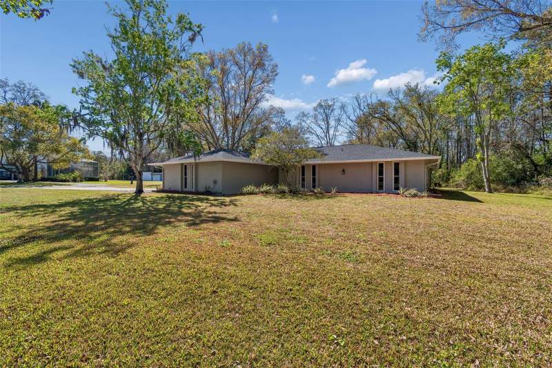 3 bedroom Single Family Residence at 10909 Candy Lane, Osceola Heights, New Port Richey — photo 3
