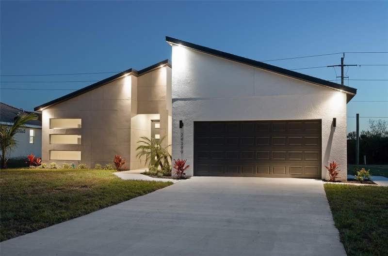 4 bedroom Single Family Residence at 24399 SW Kingsway Circle, Links, Arcadia — photo 2