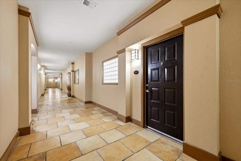 2 bedroom Condominium at 4221 W Spruce Street #2101, Villa Sonoma At International, Tampa — photo 3