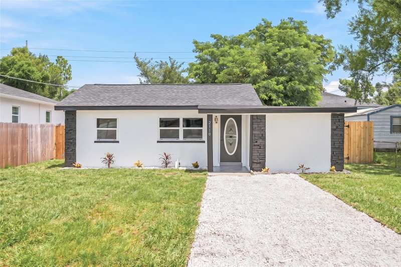 3 bedroom Single Family Residence at 2110 E Nedro Road, Kathryn Park, Tampa — photo 1